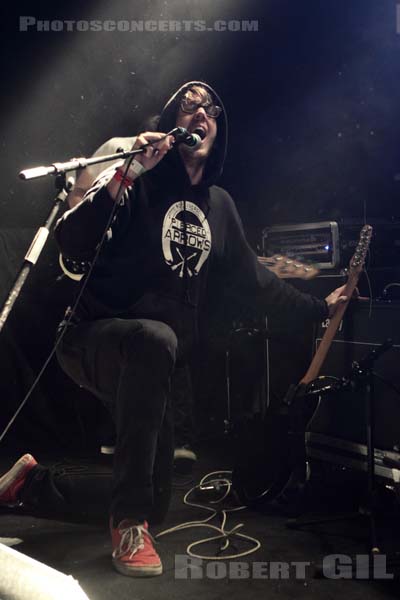 CLOUD NOTHINGS - 2012-06-08 - PARIS - Point Ephemere - 